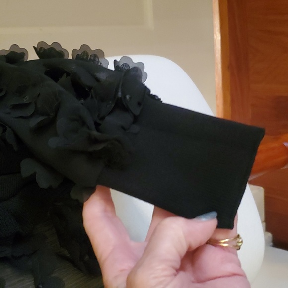 Adorable Zara Jacket - Picture 3 of 7